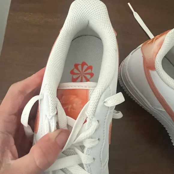 Kids Nike Air Force 1 NN GS KWE white/safety orange